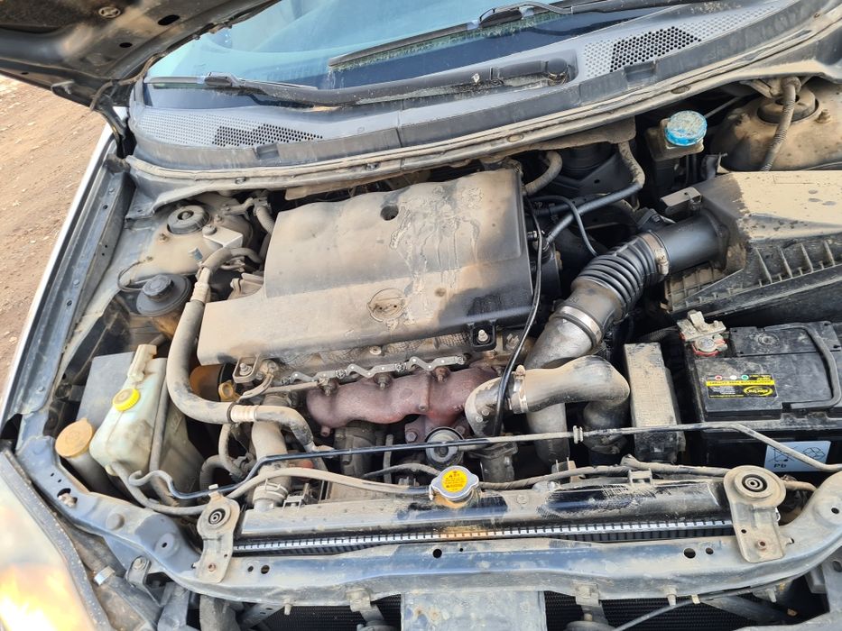 Nissan Primera 2.2 Нисан Примера 2.2 дизел комби на частии