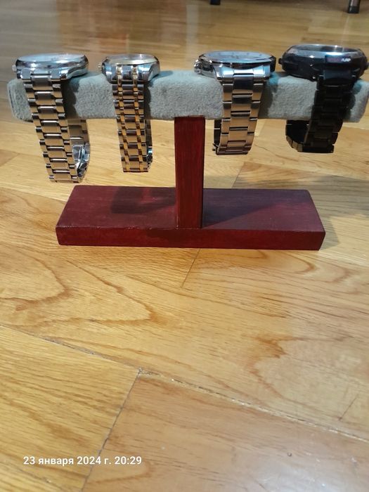 Подставка для часов Hand Made