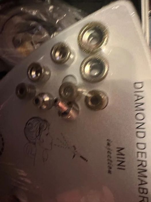 Aparat nou de microdermabraziune cu cape cu pulbere de diamant