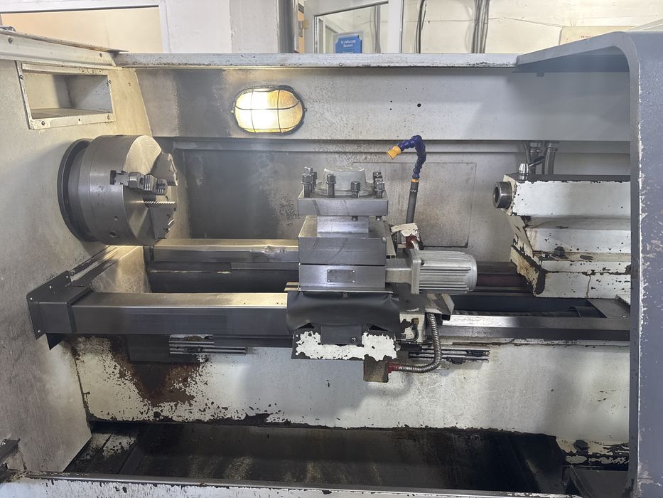 Токарный станок с ЧПУ