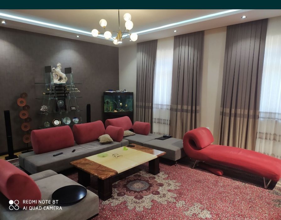 Сдаётся двух этажный дом Ипподром