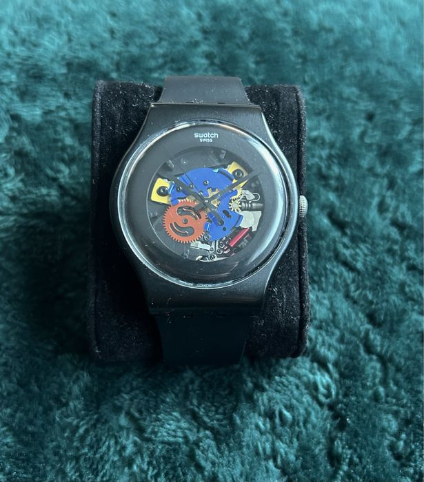 Swatch прозрачен часовник