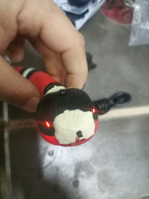 Jucarii sarpe cu acumulator