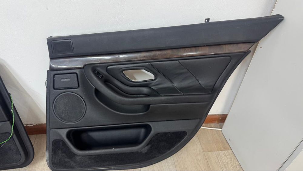Дверные карты на бмв BMW e38