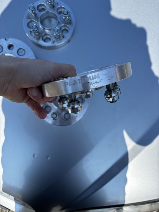 Фланци 5*100 25мм и 20мм