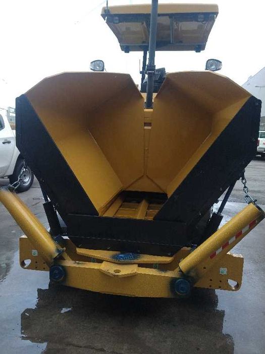 Асфалт ётқизувчи Cat AP 355F, Асфальтоукладчик Cat AP 355F