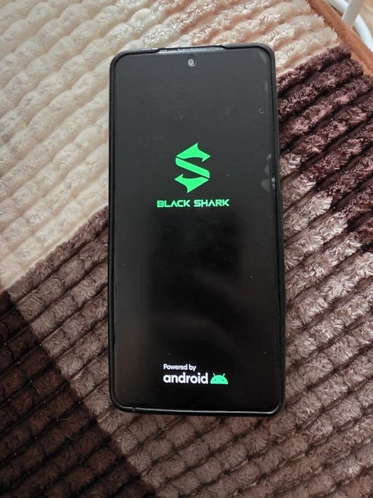 Продам телефон, Xiaomi Black Shark 5