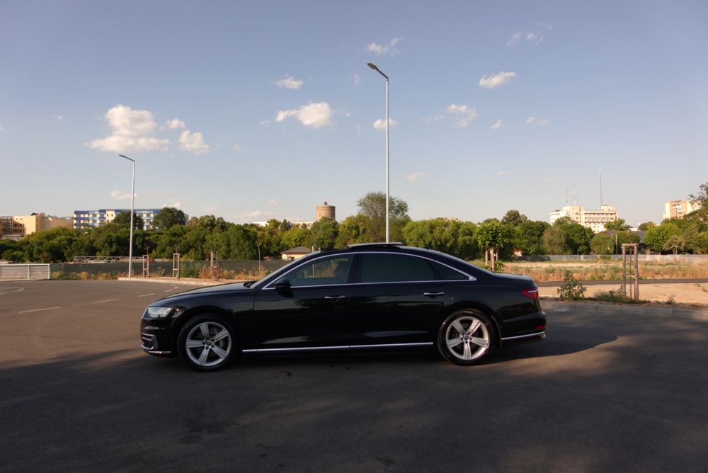 AUDI A8 2018 — imagine 13