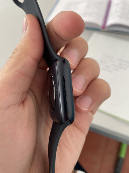 apple watch SE 2 44mm