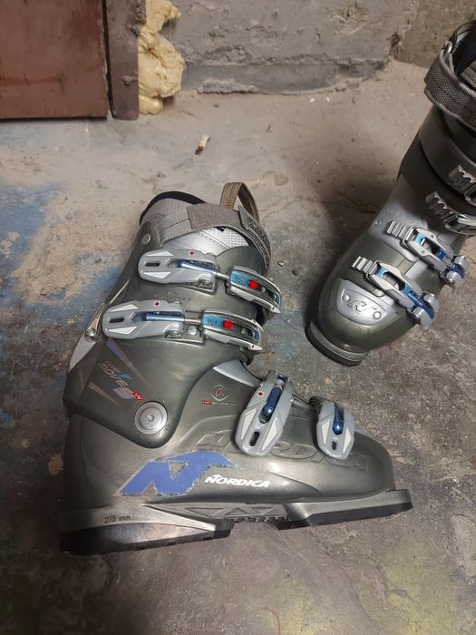 Скиорски обувки Dalbelo и Спортпром