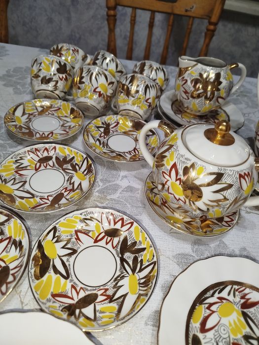 Сервиз "Золотые ромашки". ЛФЗ