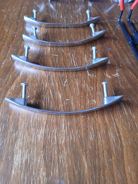 Закачалка и дръжки разни