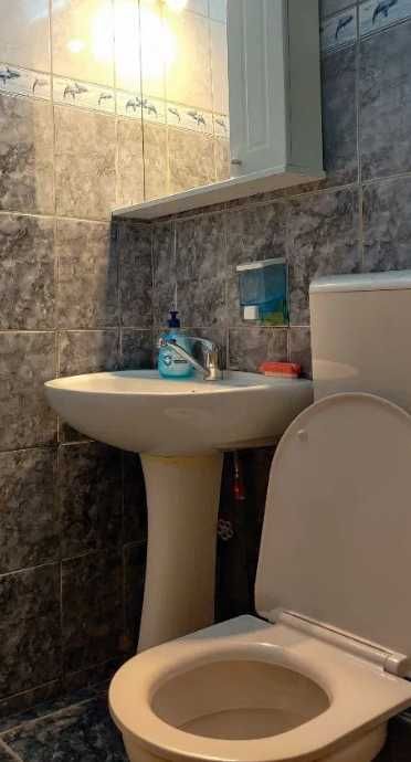 Дава се под наем Тристаен апартамент в Пловдив, Младежки Хълм - 74 кв.м за 234.6 € - Снимка #2