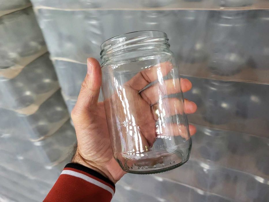 Стъклени буркани 720 мл. с винт - чисто НОВИ