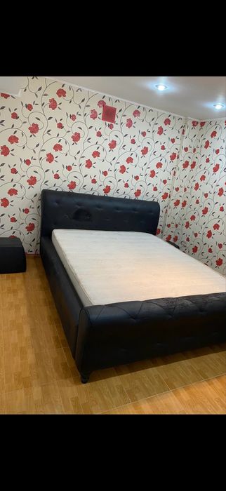 Apartament 4 camere demisol vanzare