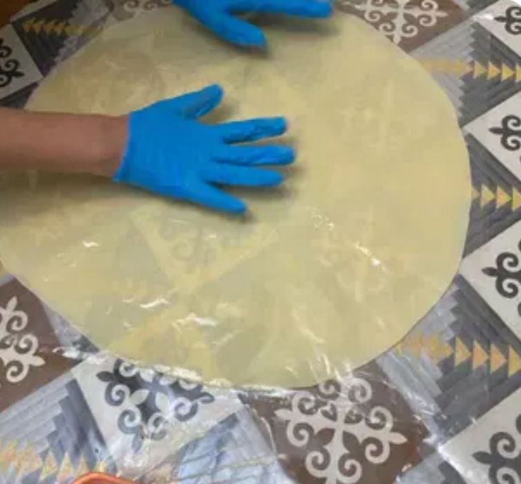 Тесто продается очень вкусный