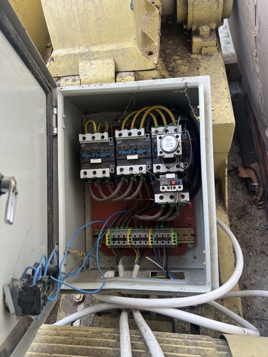 Topator lemn electric