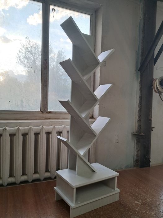 Продам книжную полку