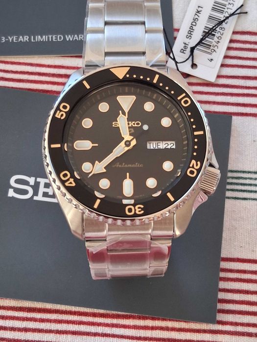 Seiko 5 Sports SRPD57K1