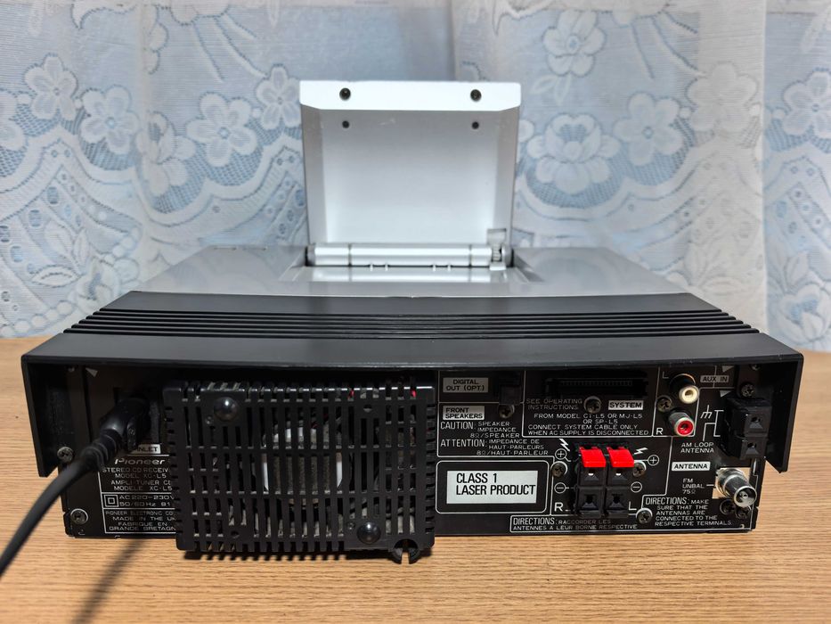 Amplituner-amplificator raritate de la Pioneer,sunet de TOP + telecomanda originala