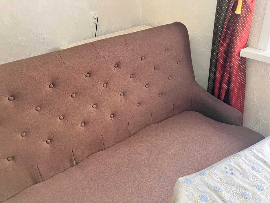 диван в отличном состояний