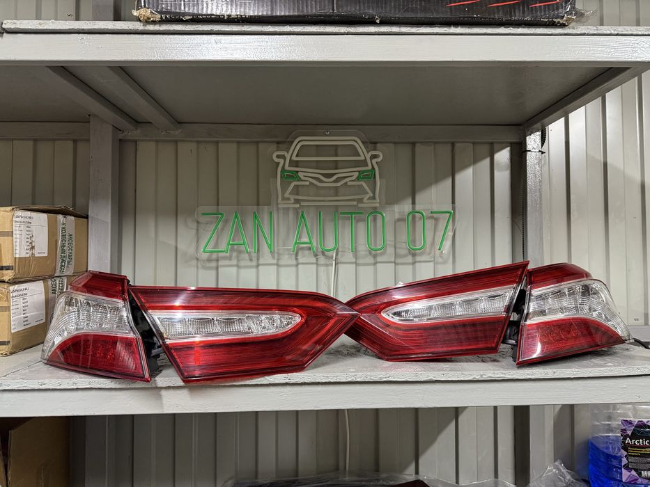 Задние фонари камри 70 / 75 оригинал от полной комплектации