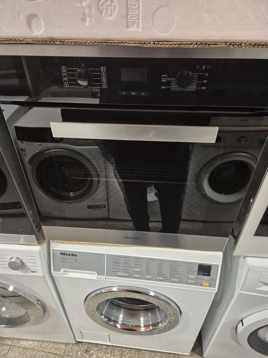 Фурна за вграждане Миеле внос от Германия