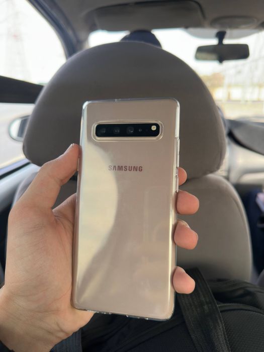 Samsung S10 5g GOLD