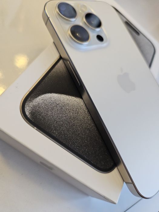 IPhone 15 Pro КАТО НОВ