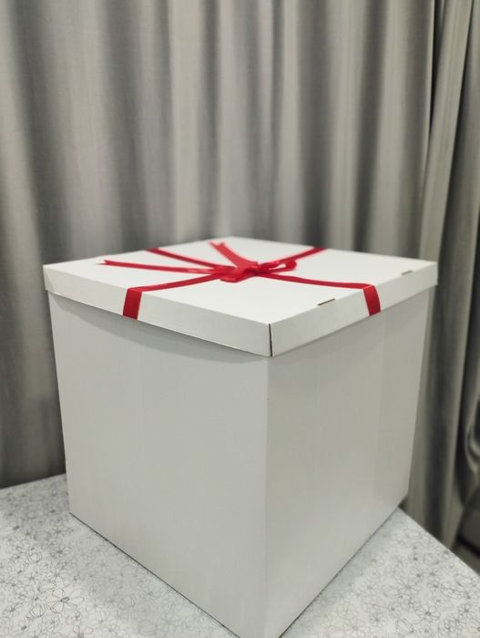 Большая 60*60*60 коробка для поздравления