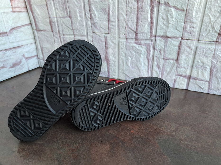 детски кецове,гуменки,спортни обувки,маратонки,Converse,22,за момче