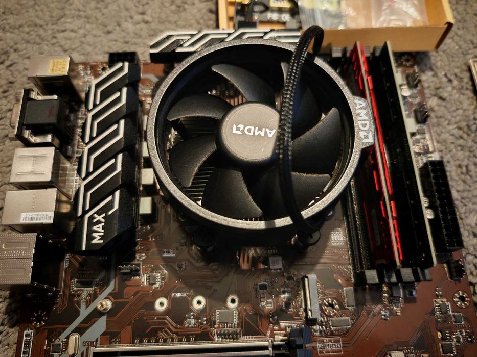 MSI B450M PRO MAX + RYZEN 5 3600 6-Core + 32GB DDR4 AM4  + WIFI