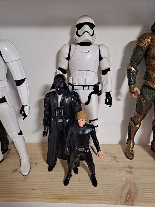 3 Figurine uriașe 50 cm și un Batman cadou gratis