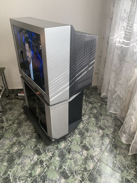 Телевизор Панасоник