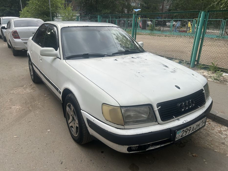 Продам ауди 100с4