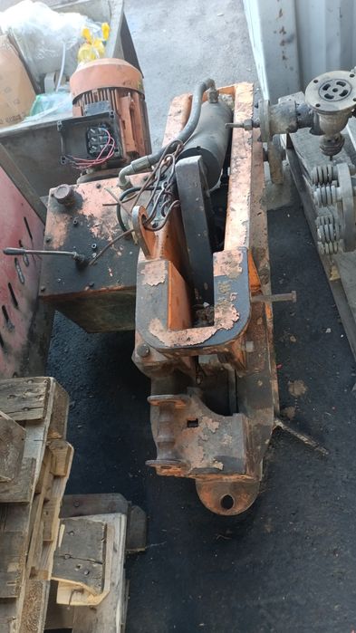 Станок для резки арматуры и гибки арматуры