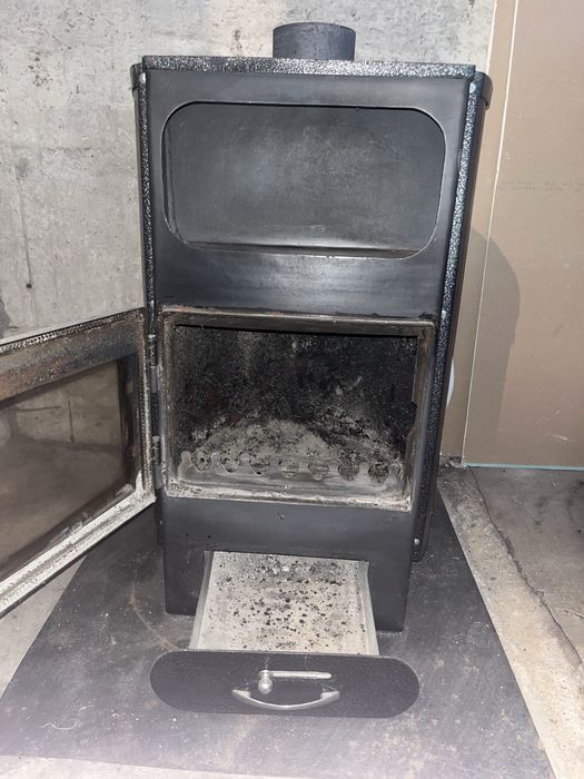 Камина на дърва с водна риза