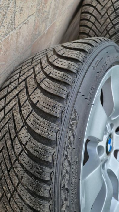 Оригинални БМВ джанти 17 цола с гуми 225 45 17