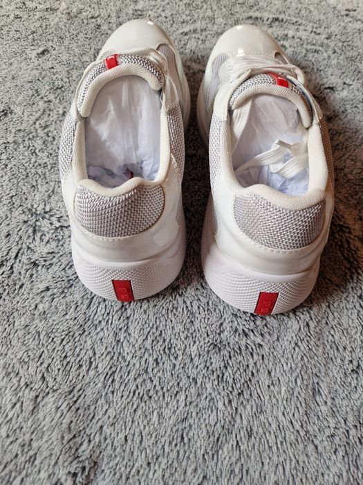 Prada cups albi noi marime 43