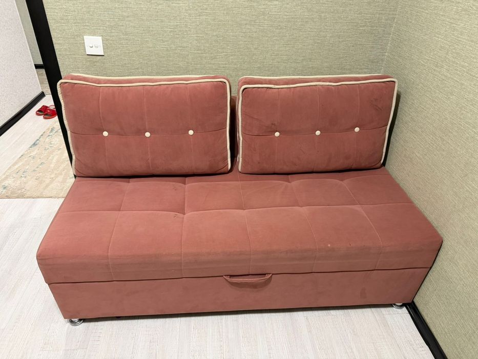 Диван детский, маленький