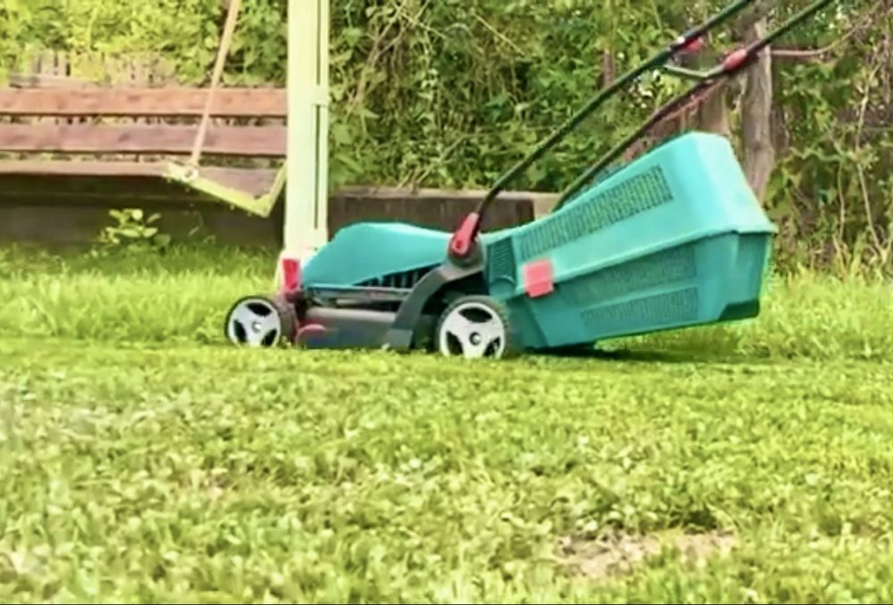 Газонокосилка Bosh