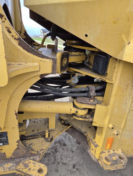 Volă Caterpillar 928 G