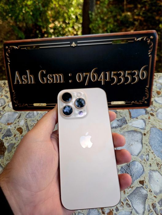 Iphone 16 Pro desert titanium