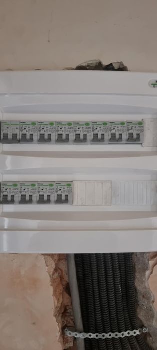 Instalații Electrice Complete - Electroliv (Autorizat)