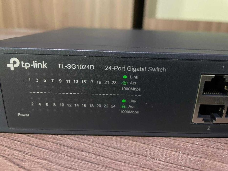 Коммутатор (Switch) свитч 24 ports TP-Link TL-SG1024D