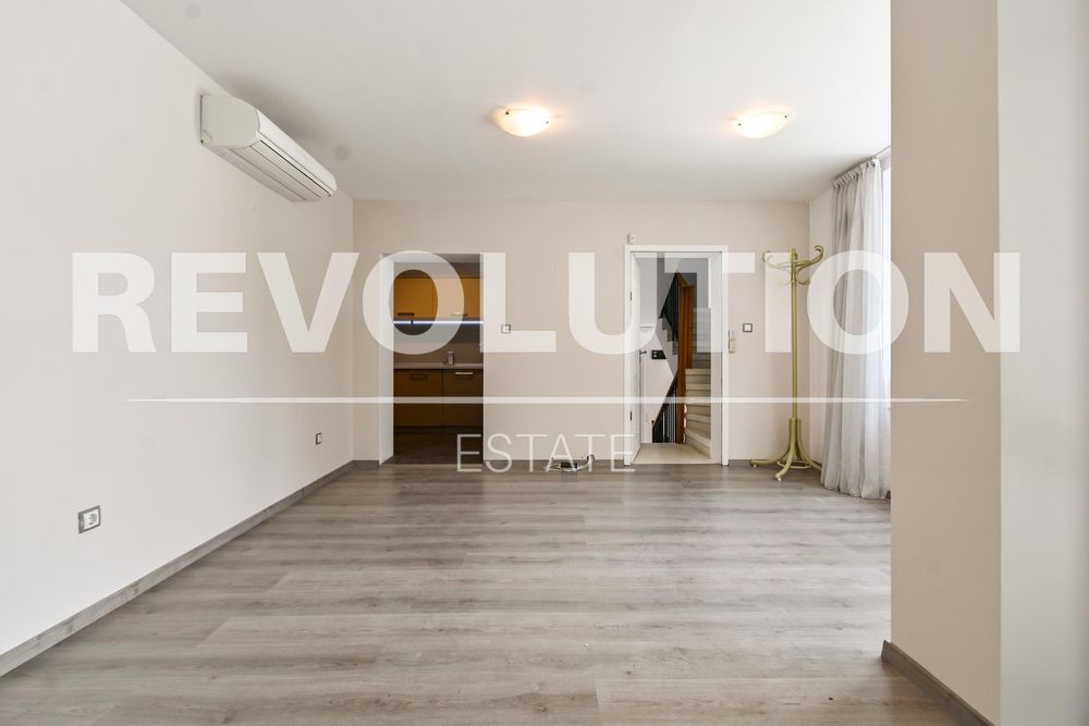 Дава се под наем Къща в София, Драгалевци - 350 кв.м за 2500 € - Снимка #16