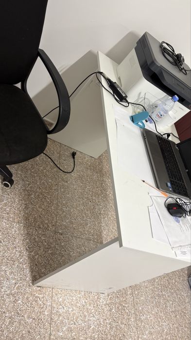 Рабочий стол сатылады. Почти новый.