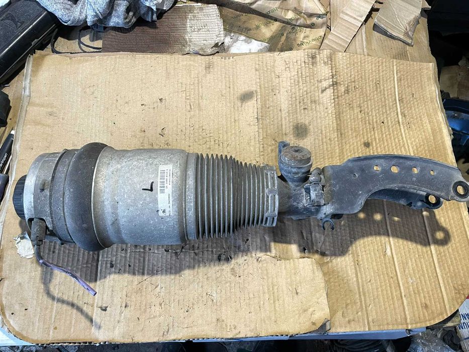 Преден Ляв Амортисьор 7L5412021BD Porsche Cayenne S 4.5 2005г 9PA