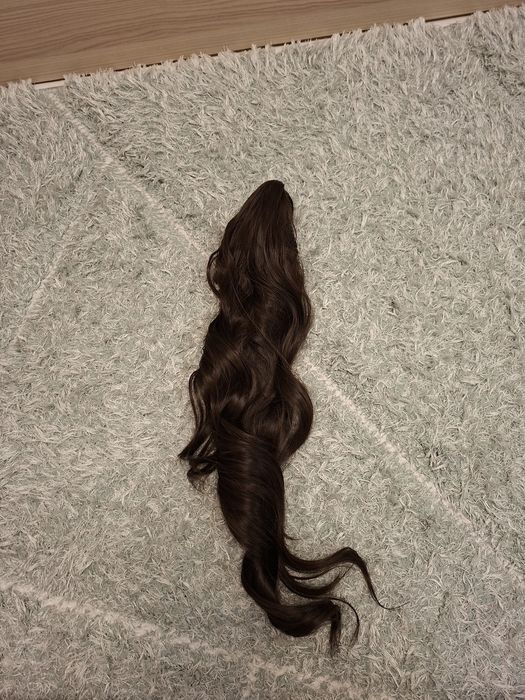 Екстеншън опашка със вградена шнола