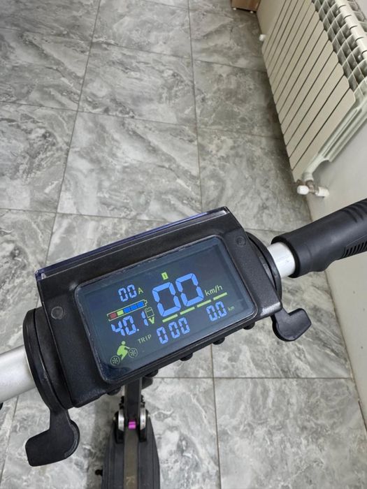 Продам  Электро Самокат